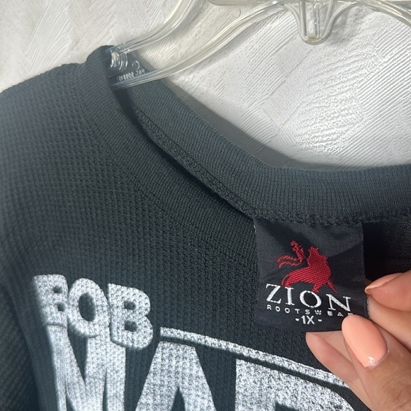 ZION ROOTSWEAR Bob Marley Thermal Long Sleeve Shirt, Black 1X - Picture 5 of 6